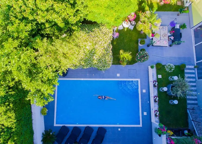 ***Green Dream***- Villa In Split *