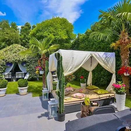 ***Green Dream***- Villa In Split * Split