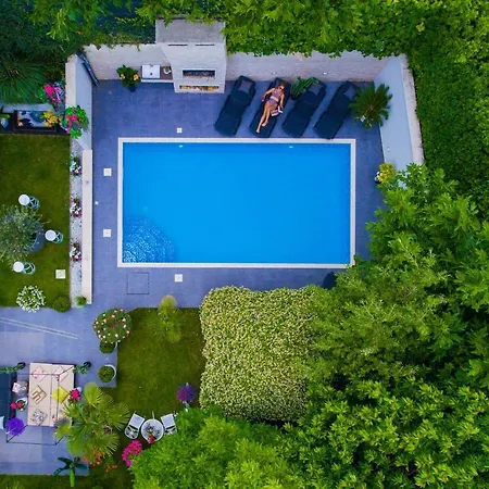 ***Green Dream***- Villa In Split Split