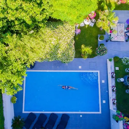 ***Green Dream***- Villa In Split *