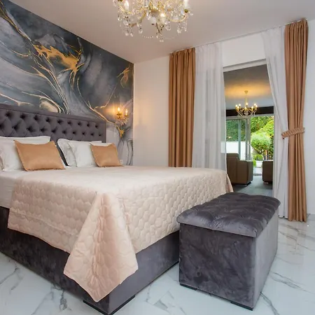 ***Green Dream***- Villa In Split 빌라
